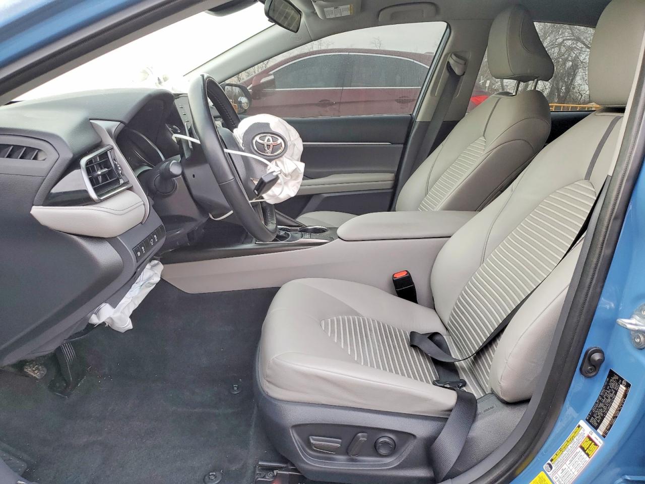 2023 TOYOTA CAMRY SE NIGHT SHADE photo 7