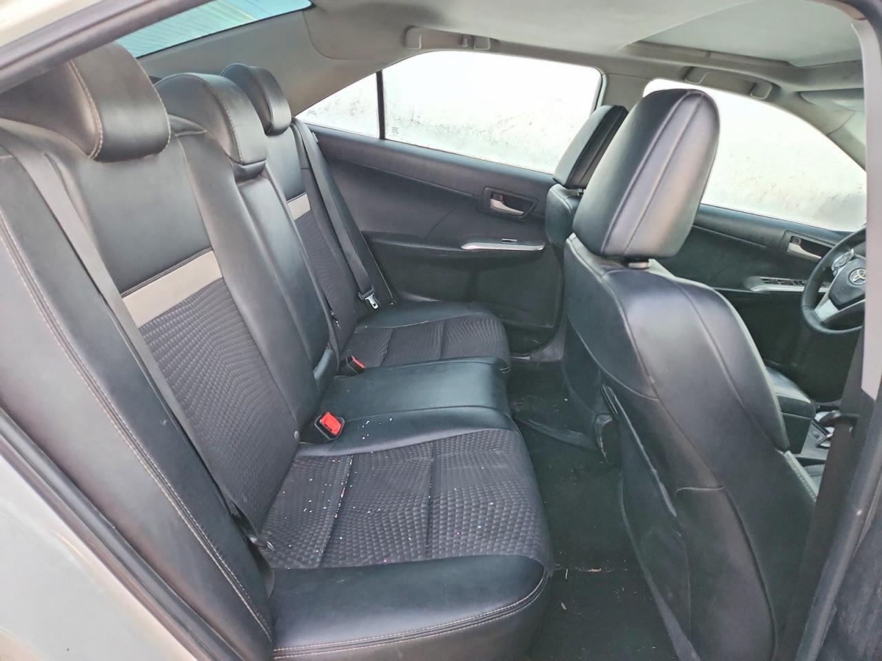 2012 TOYOTA CAMRY photo 10