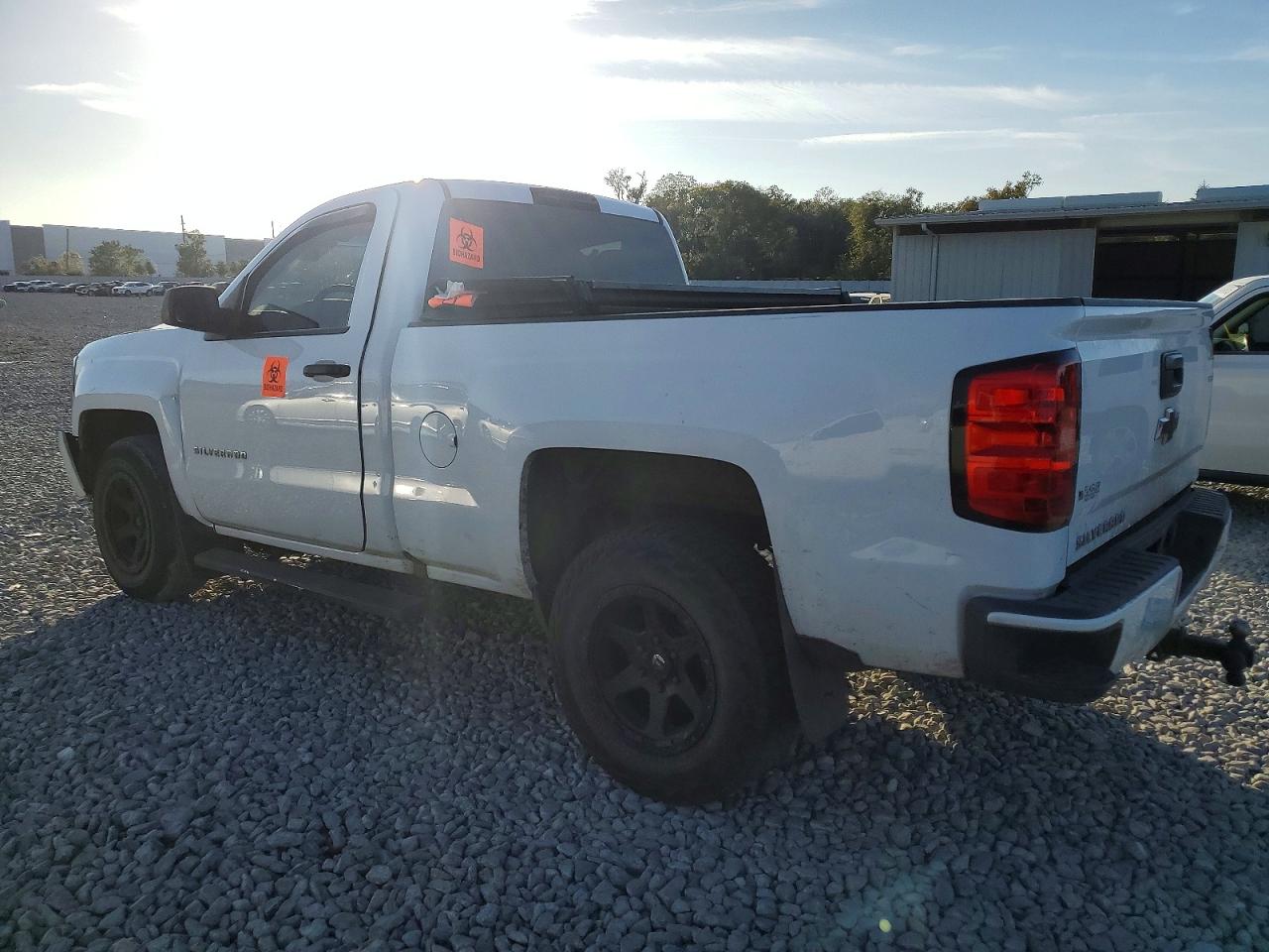 2016 CHEVROLET SILVERADO C1500 photo 2