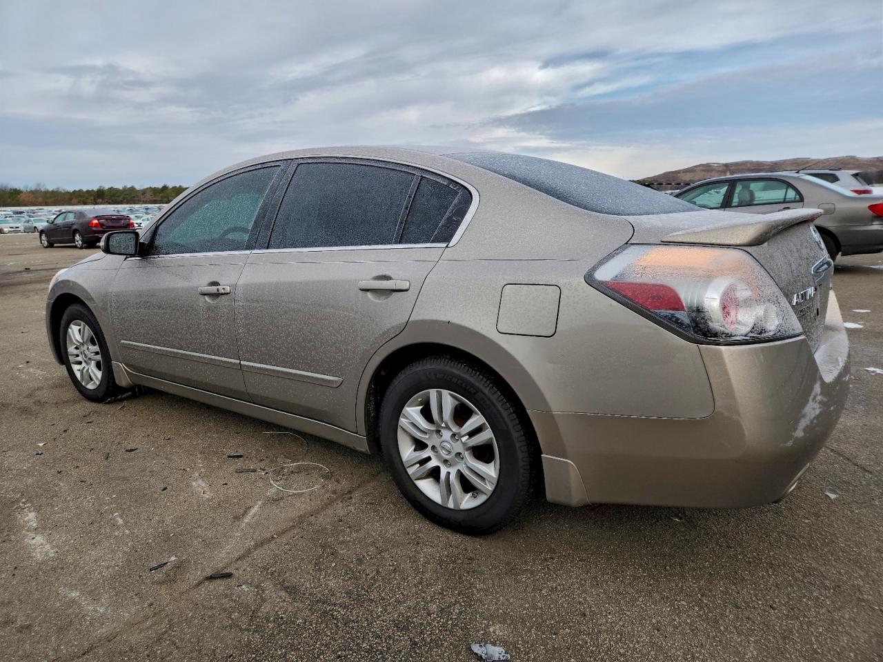 2012 NISSAN ALTIMA BASE photo 2