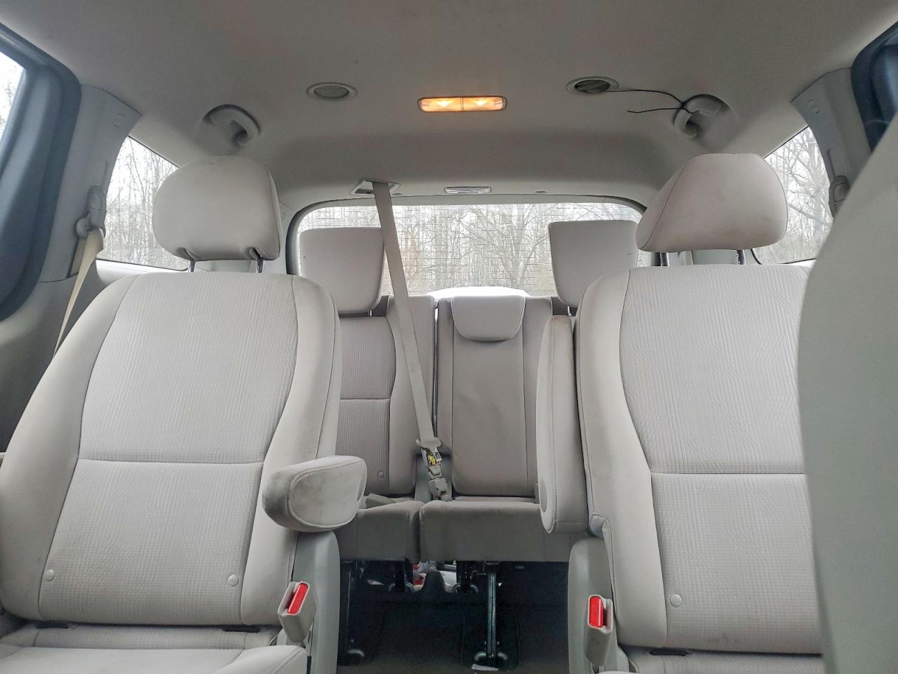 2019 KIA SEDONA L photo 10