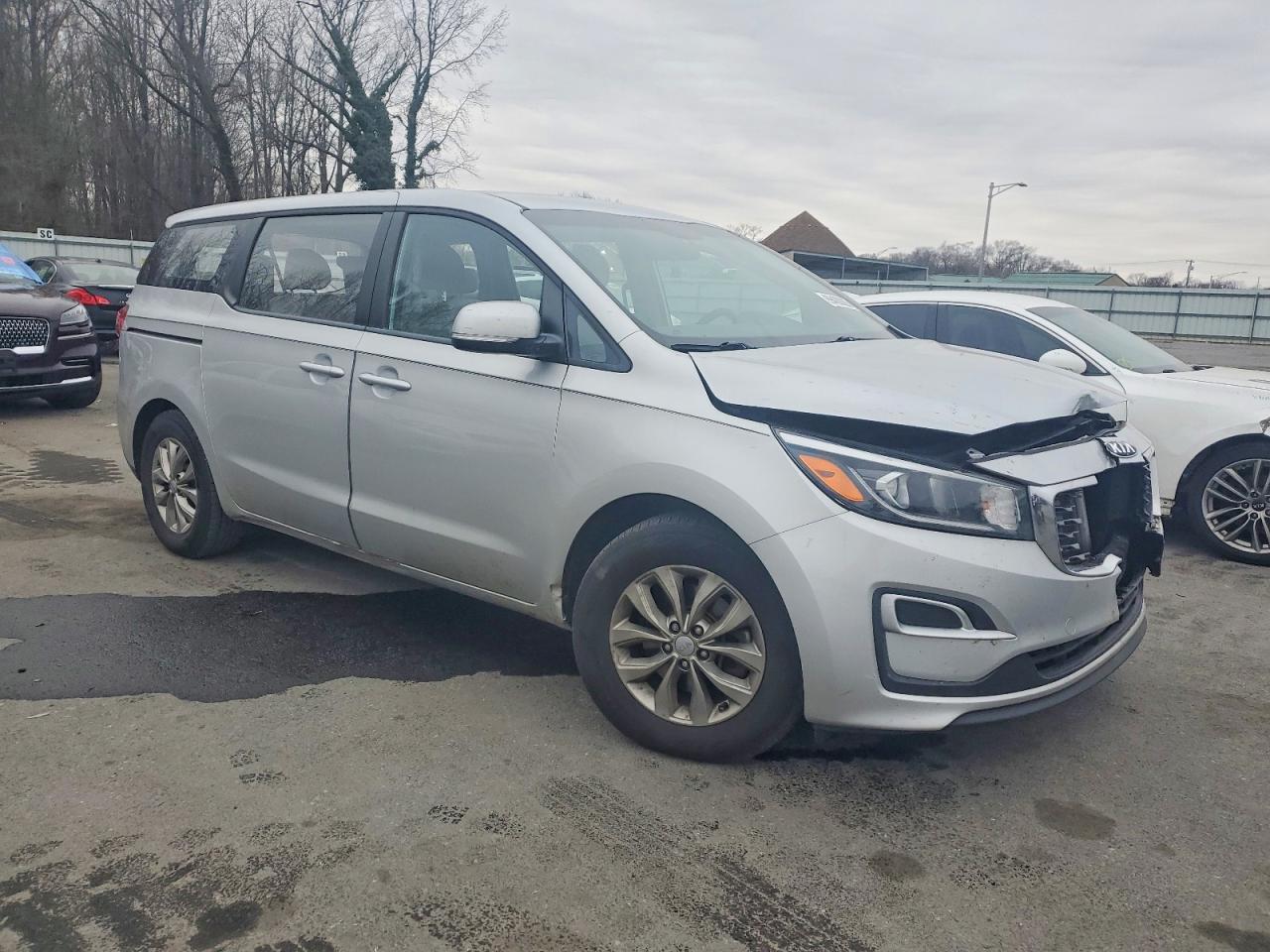 2019 KIA SEDONA L photo 4