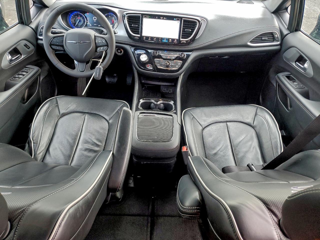 2025 CHRYSLER PACIFICA LIMITED photo 8
