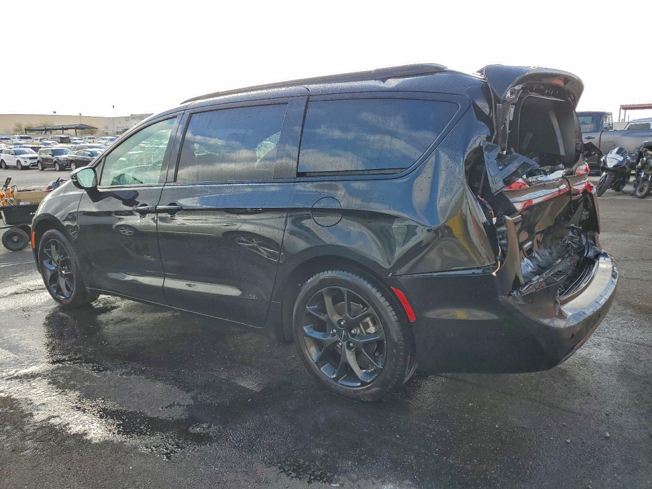 2025 CHRYSLER PACIFICA LIMITED photo 2