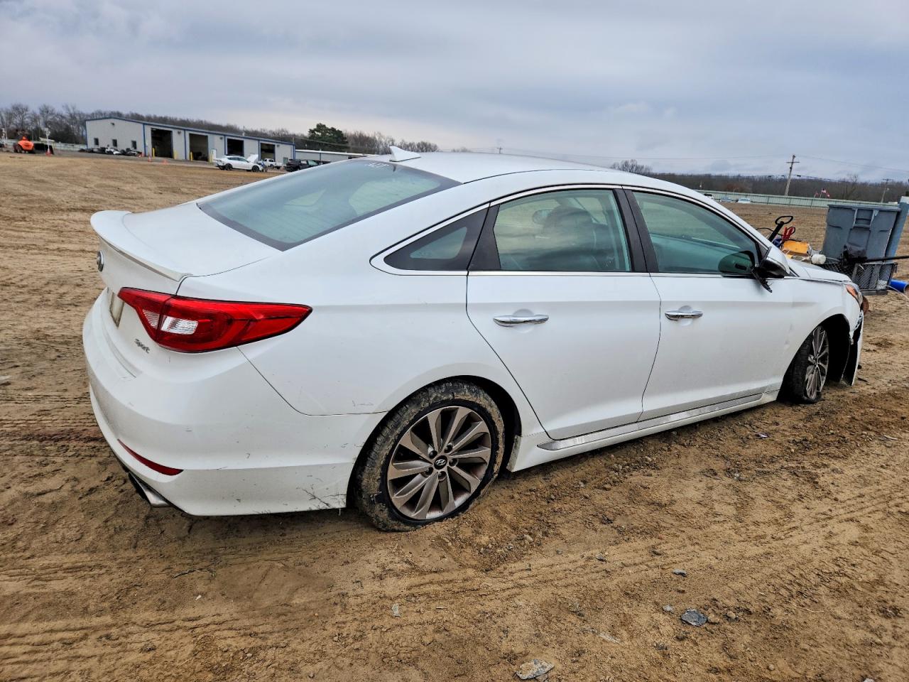 2015 HYUNDAI SONATA SPORT photo 3