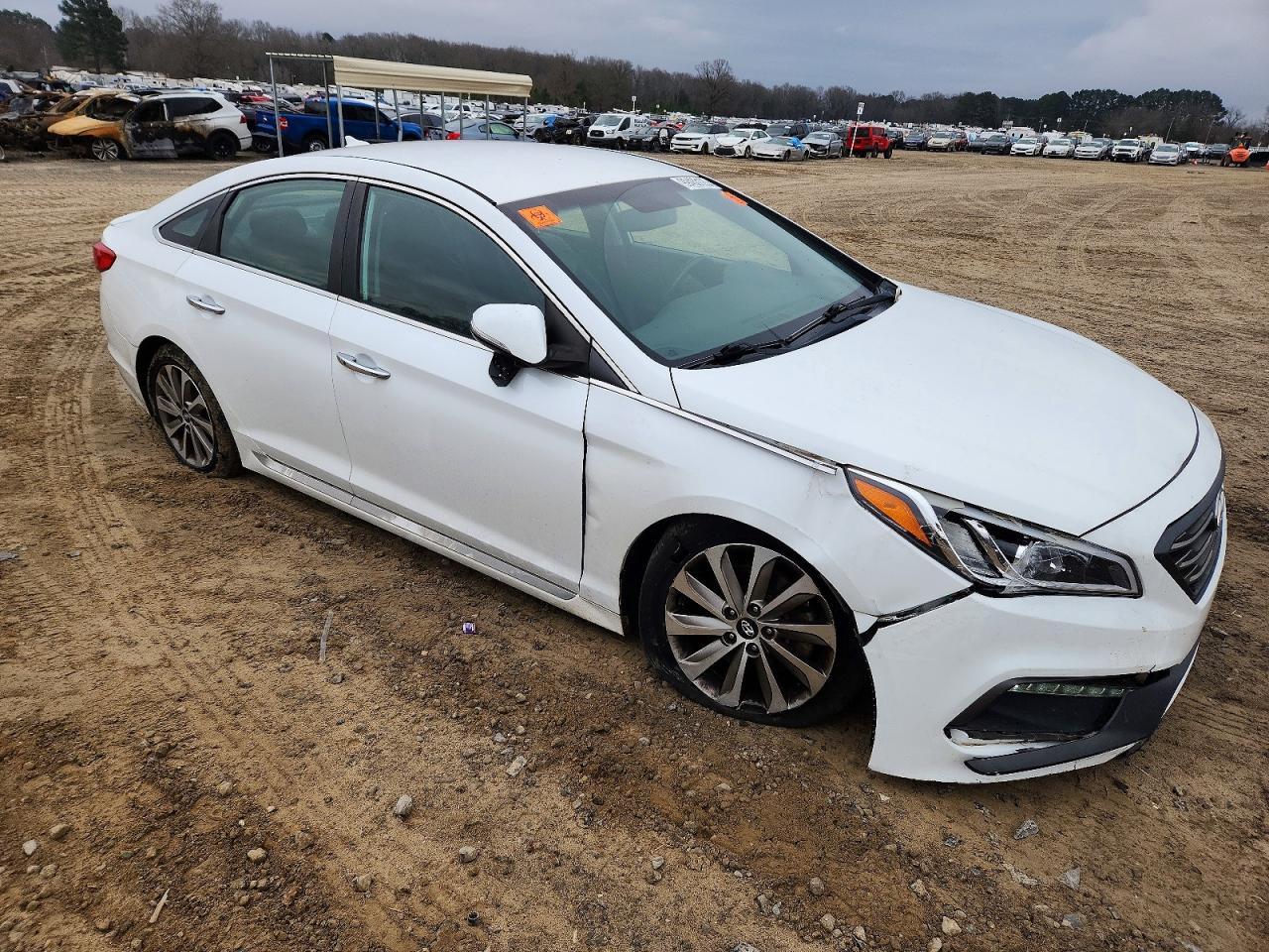 2015 HYUNDAI SONATA SPORT photo 4