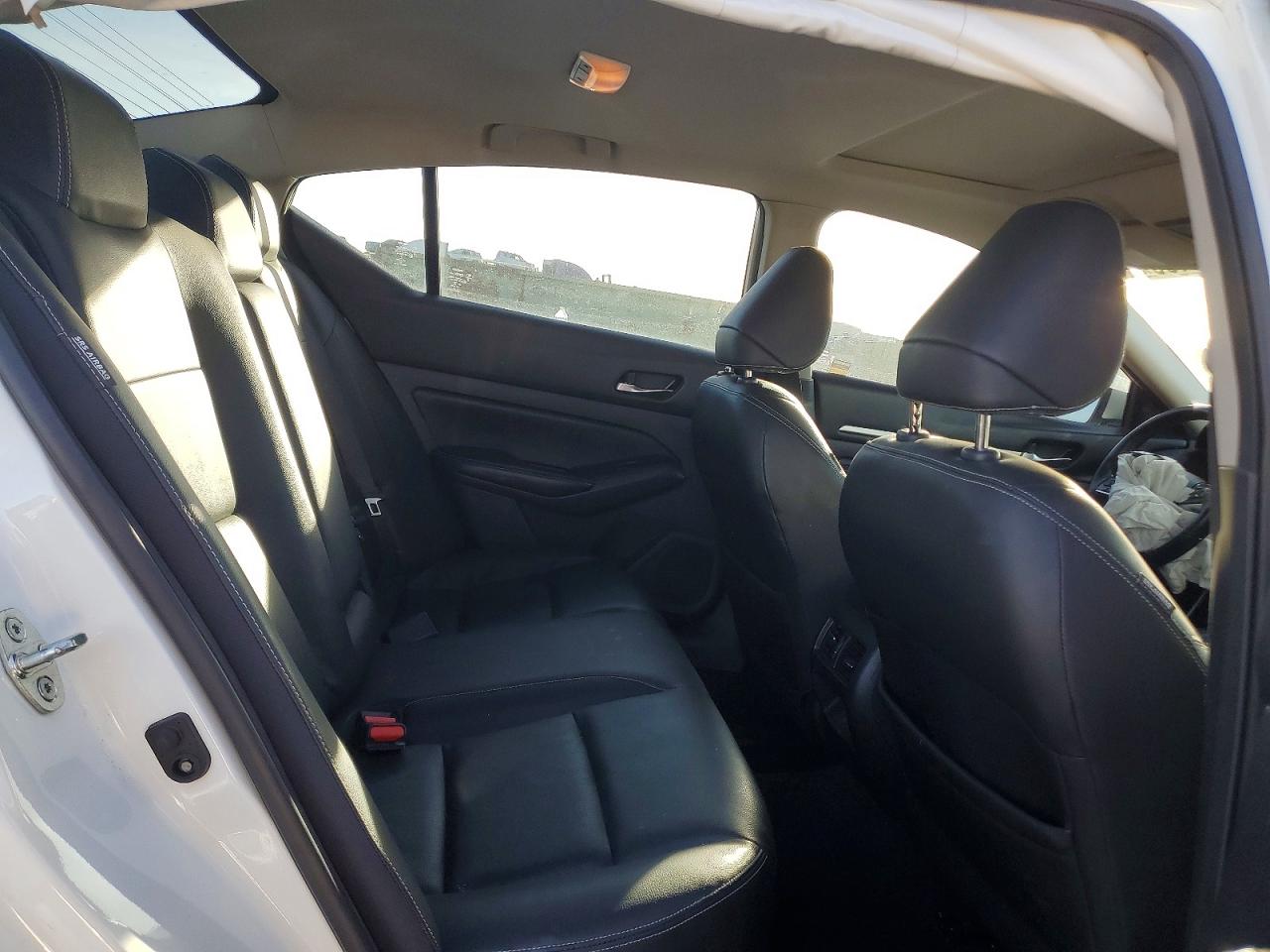 2019 NISSAN ALTIMA PLATINUM photo 10