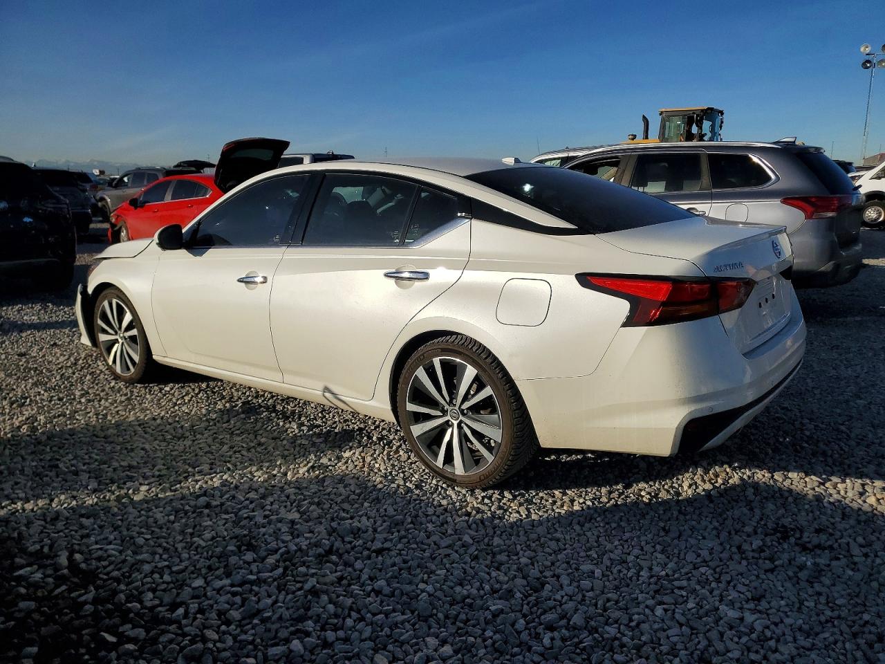 2019 NISSAN ALTIMA PLATINUM photo 2