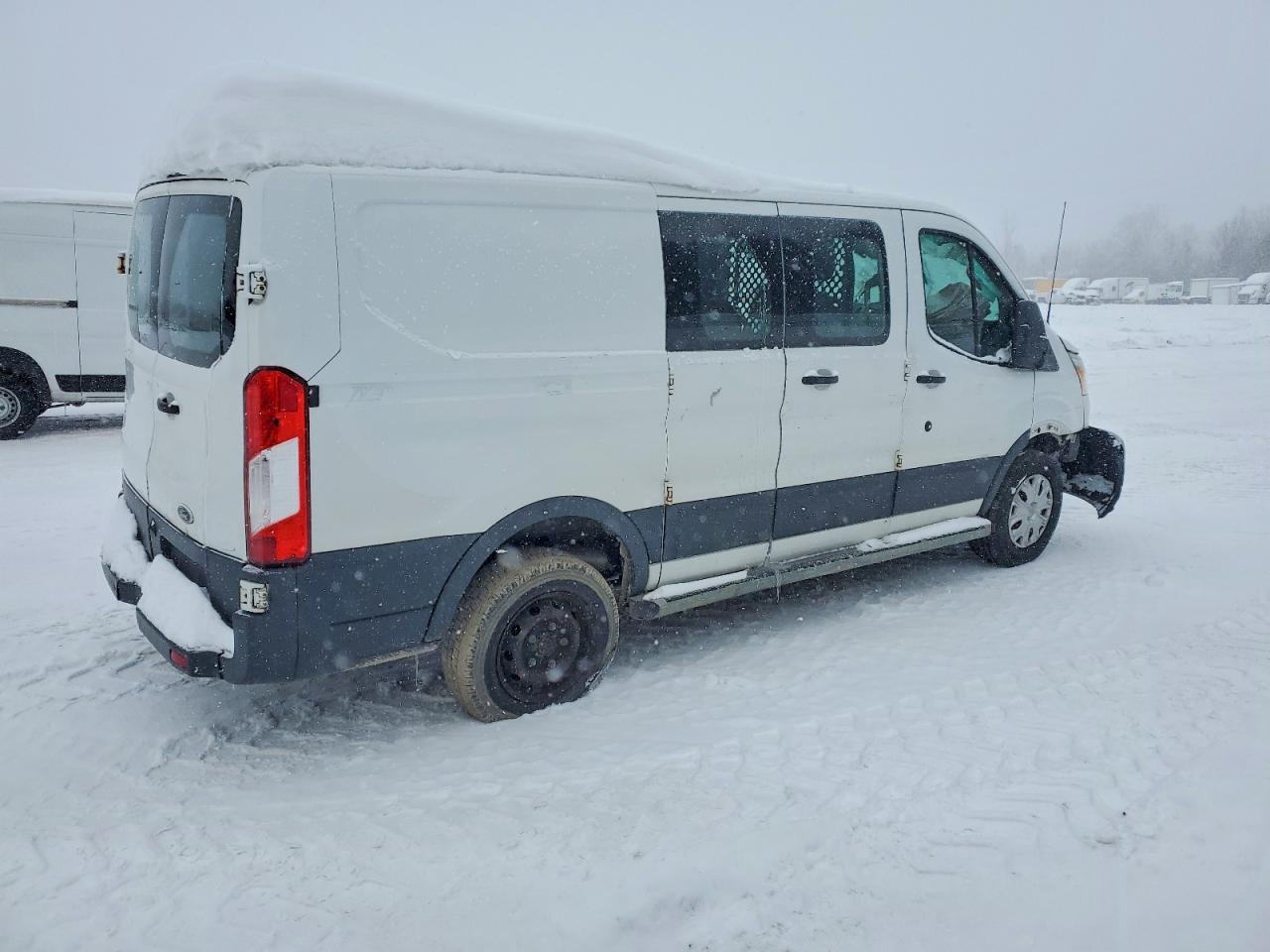 2016 FORD TRANSIT T-250 DELIVERY VAN photo 3