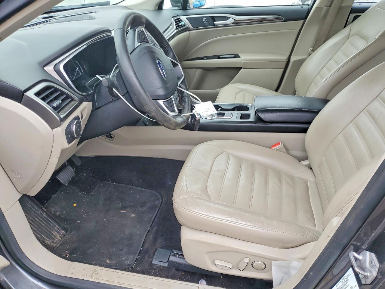 2017 FORD FUSION SE photo 7