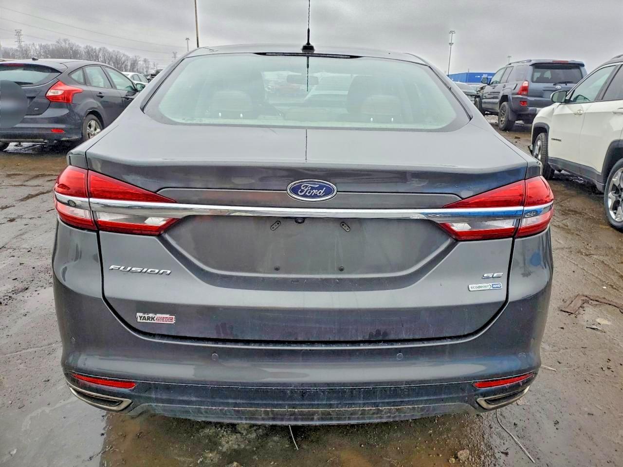 2017 FORD FUSION SE photo 6