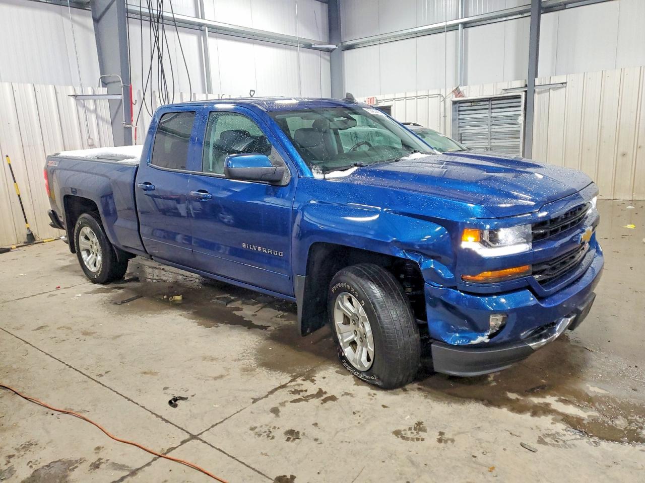 2017 CHEVROLET SILVERADO K1500 LT photo 7