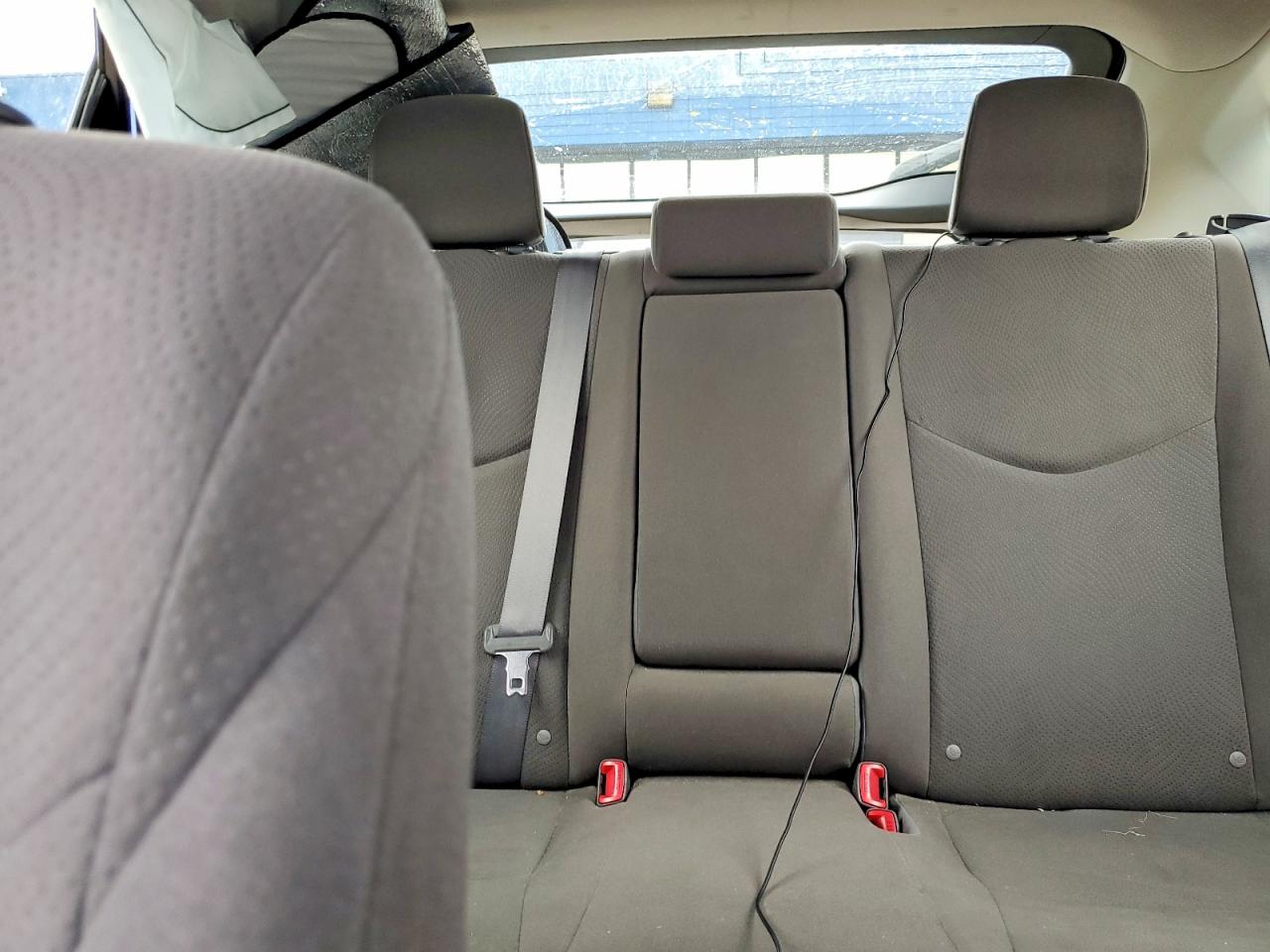 2015 TOYOTA PRIUS photo 10