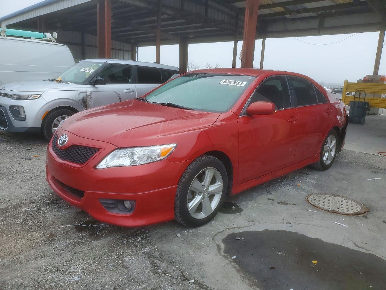 2011 TOYOTA CAMRY