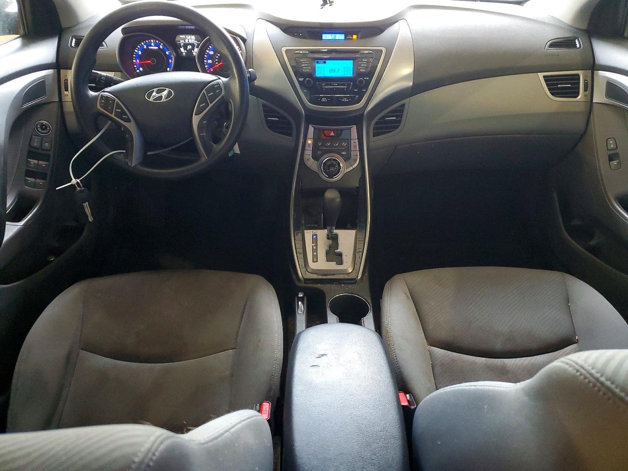 2013 HYUNDAI ELANTRA GLS photo 8