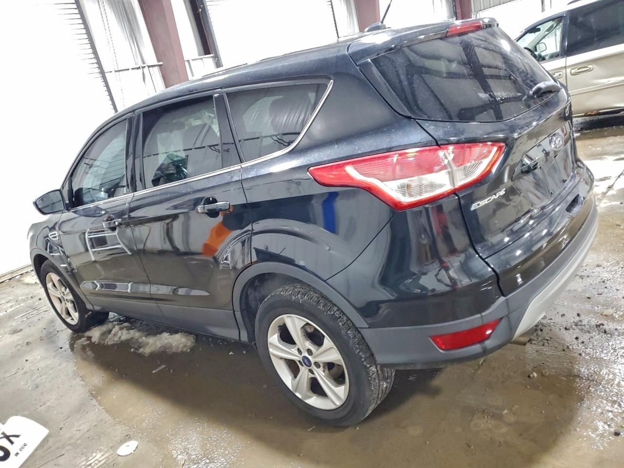 2015 FORD ESCAPE SE photo 2
