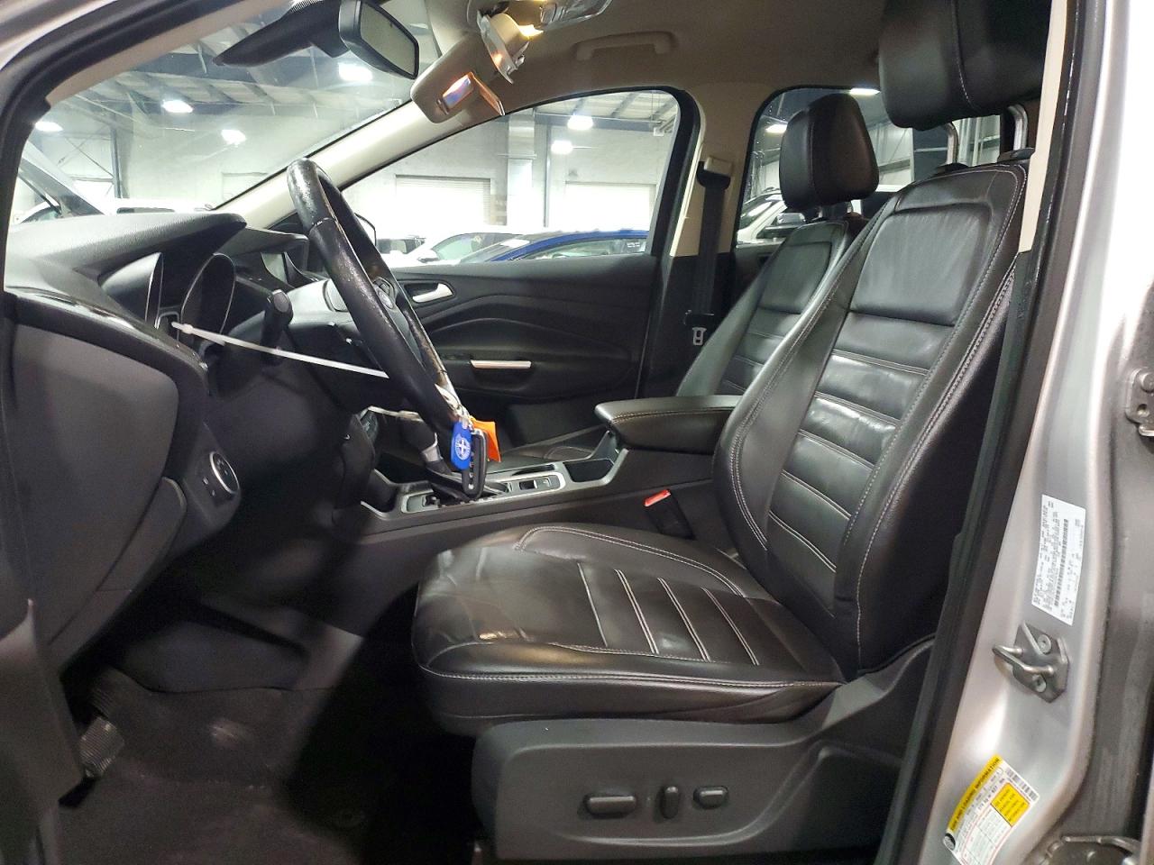 2017 FORD ESCAPE TITANIUM photo 7