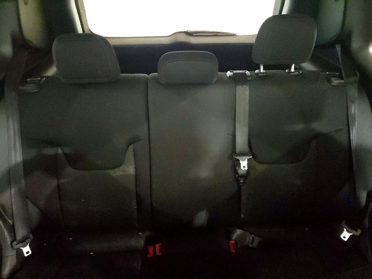 2017 JEEP RENEGADE LATITUDE photo 10