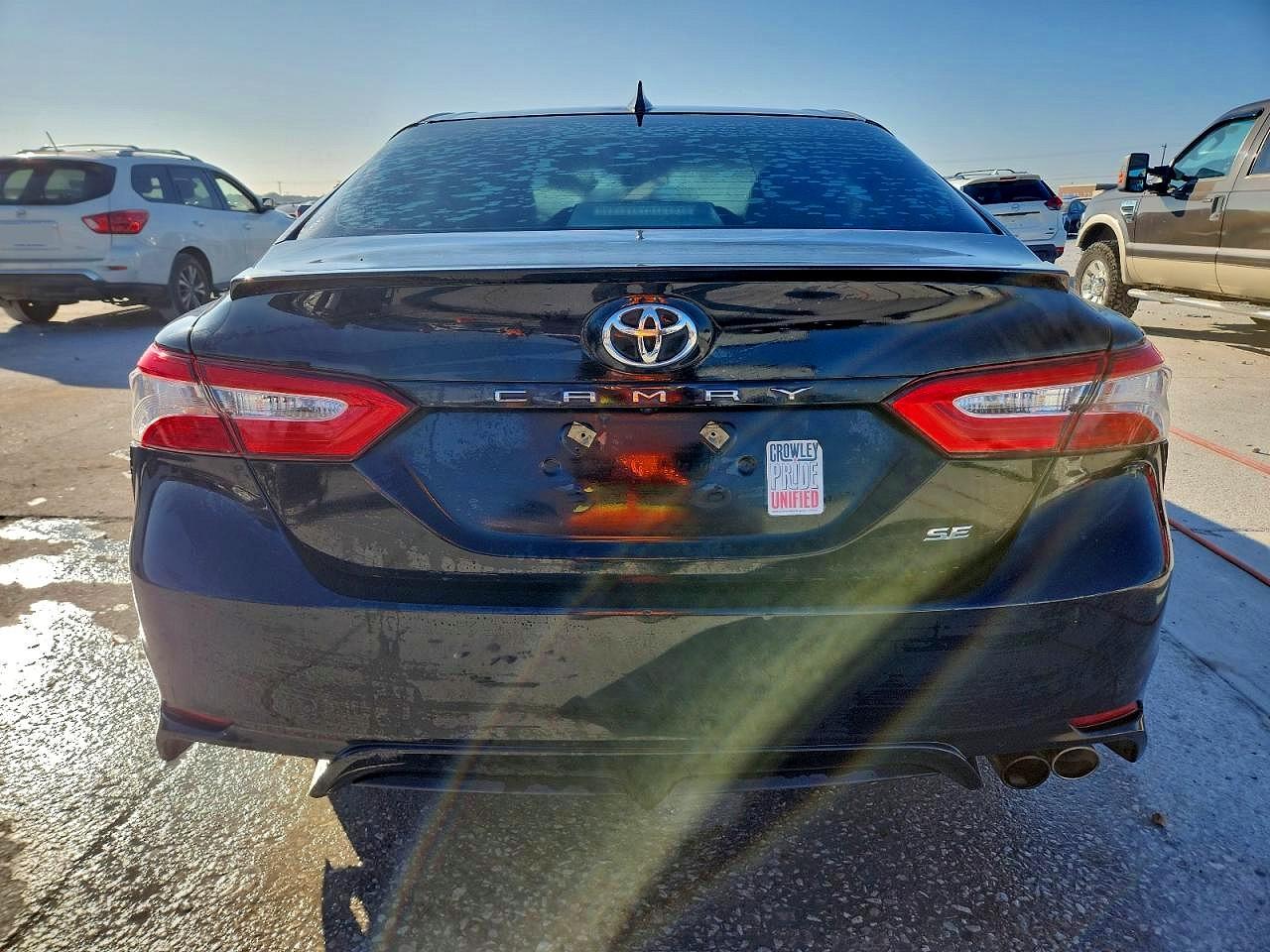 2020 TOYOTA CAMRY SE photo 11