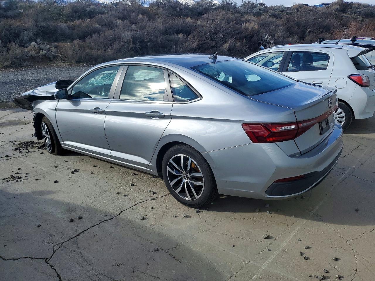 2025 VOLKSWAGEN JETTA SE photo 2