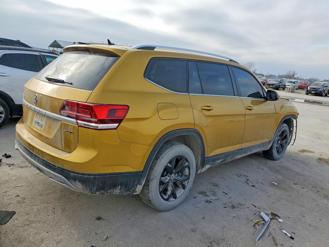 2018 VOLKSWAGEN ATLAS SE photo 5