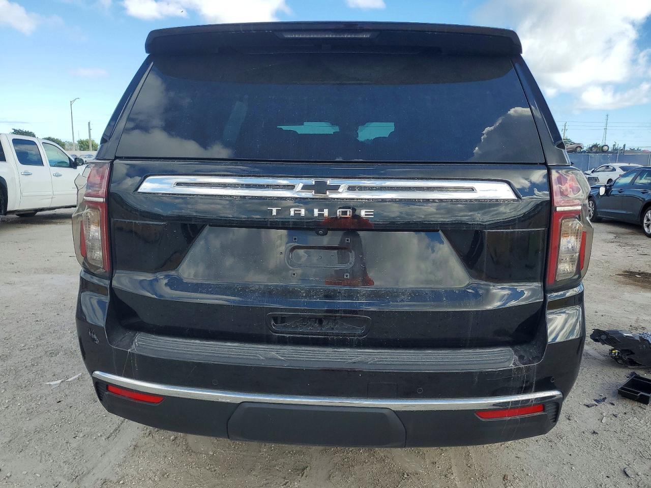 2023 CHEVROLET TAHOE C1500 LS photo 6
