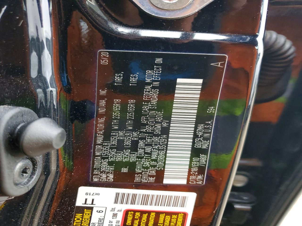 2020 TOYOTA HIGHLANDER XLE photo 13