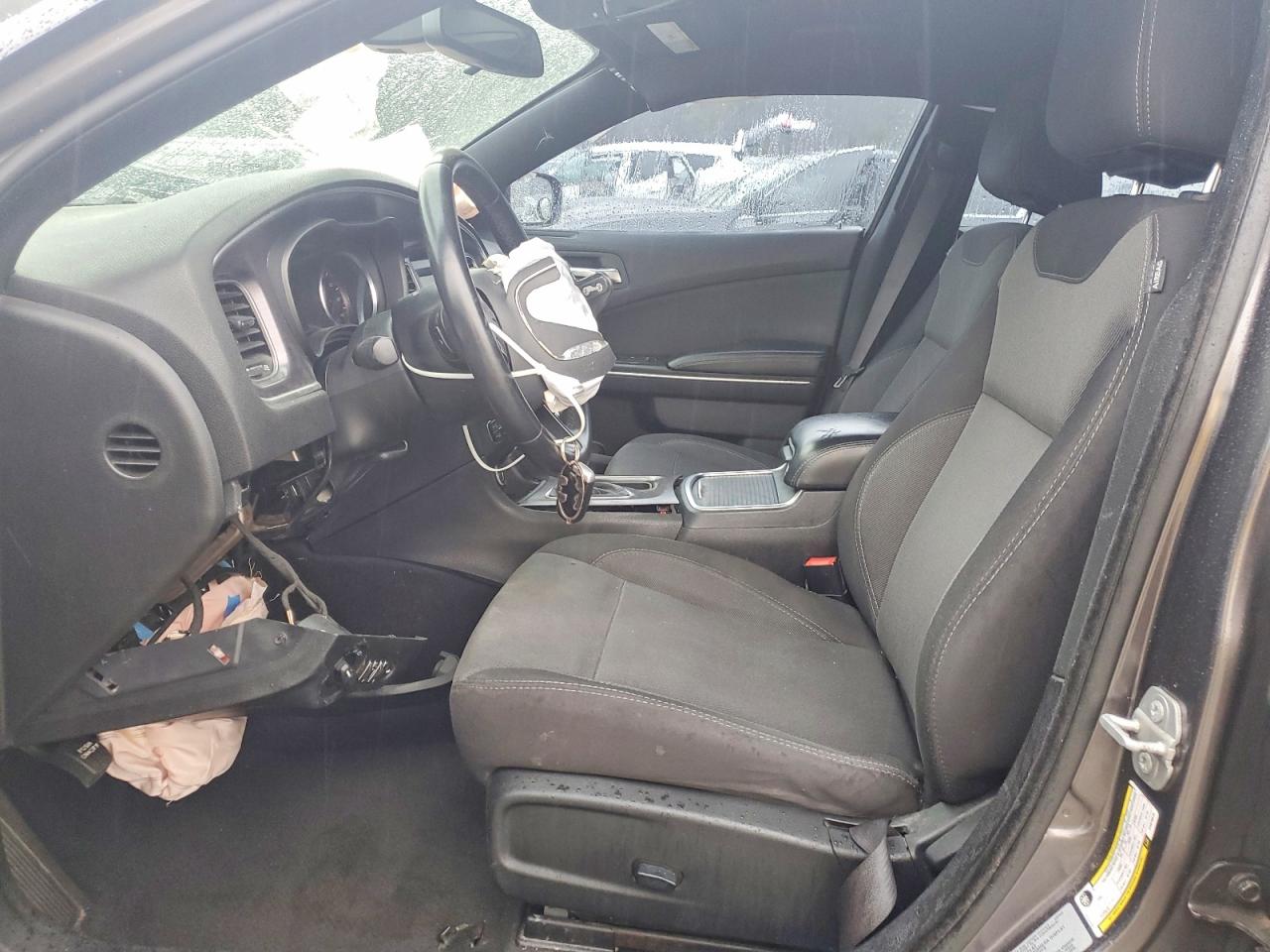 2015 DODGE CHARGER SE photo 7