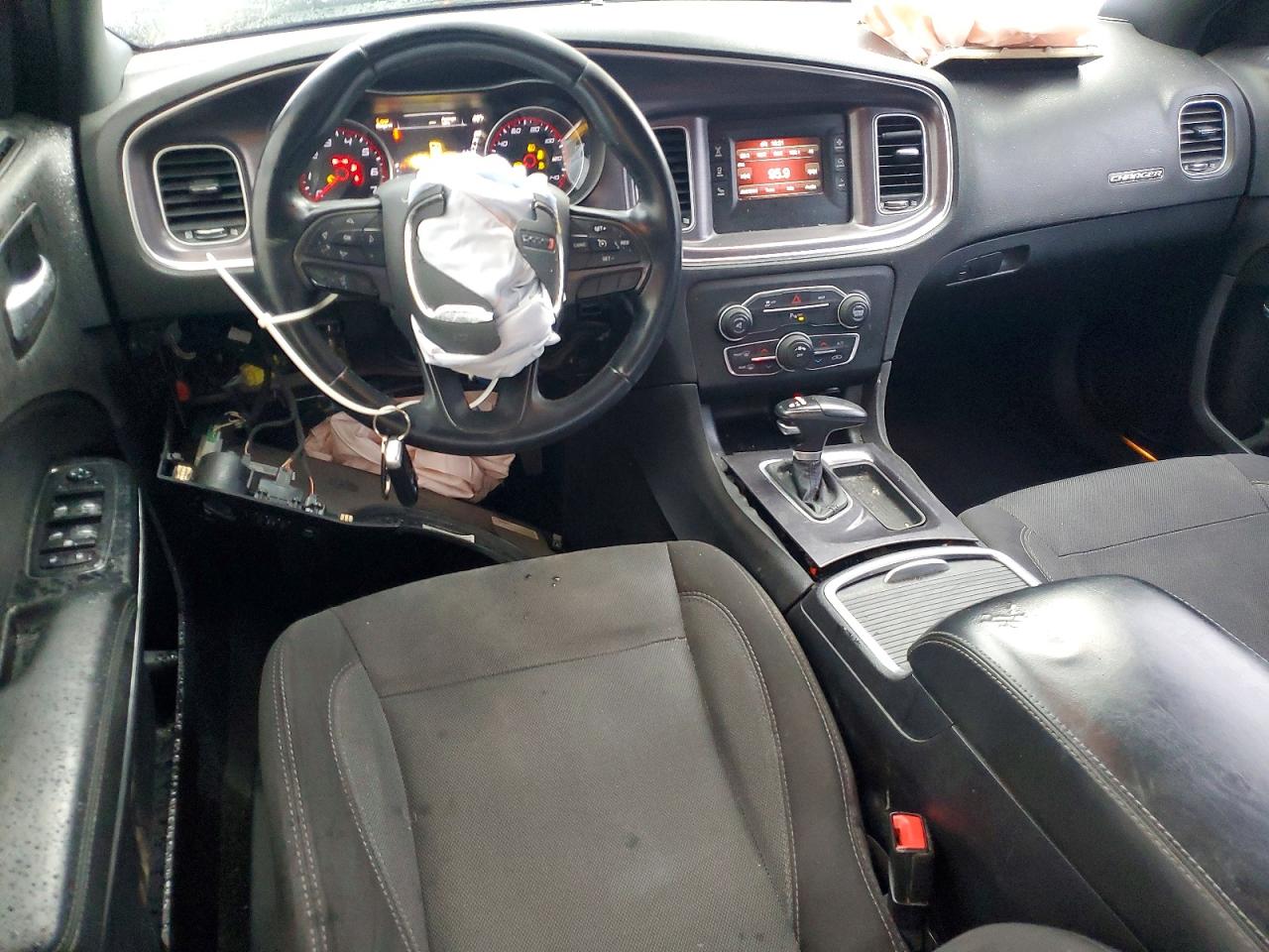 2015 DODGE CHARGER SE photo 8