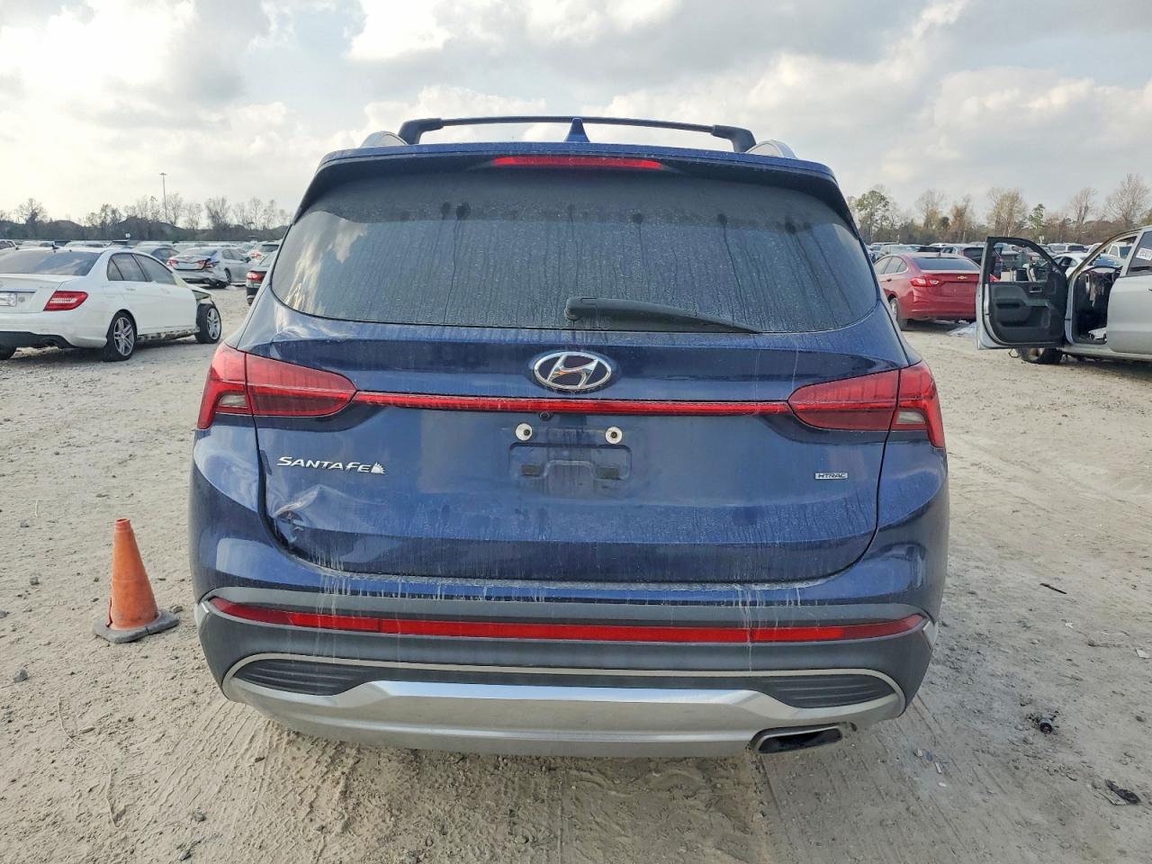 2022 HYUNDAI SANTA FE SEL photo 6