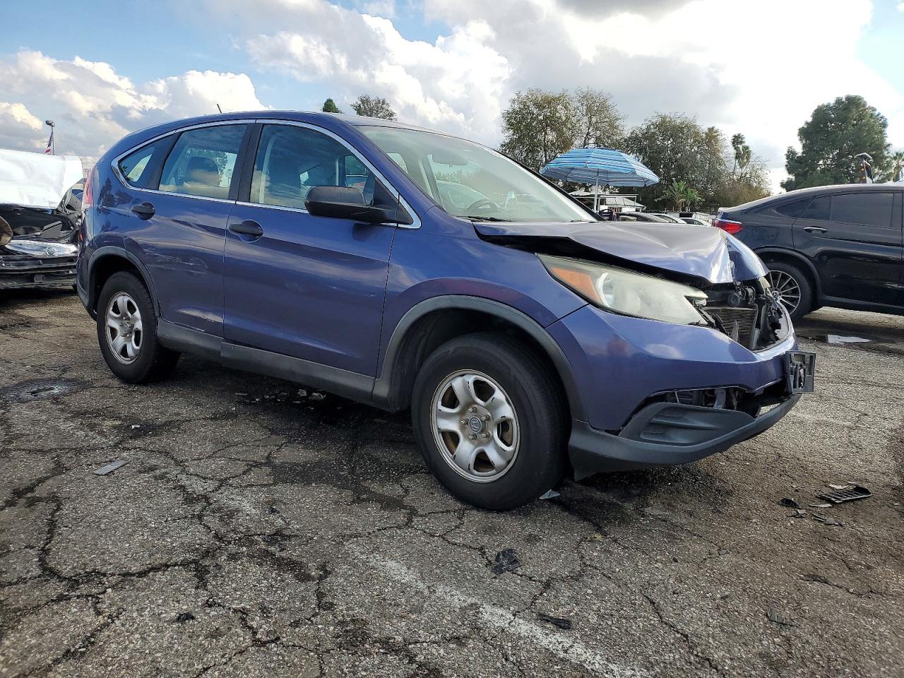 2014 HONDA CR-V LX photo 4