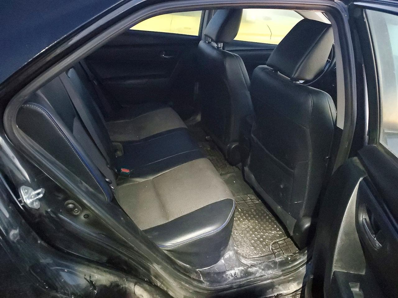 2017 TOYOTA COROLLA L photo 19