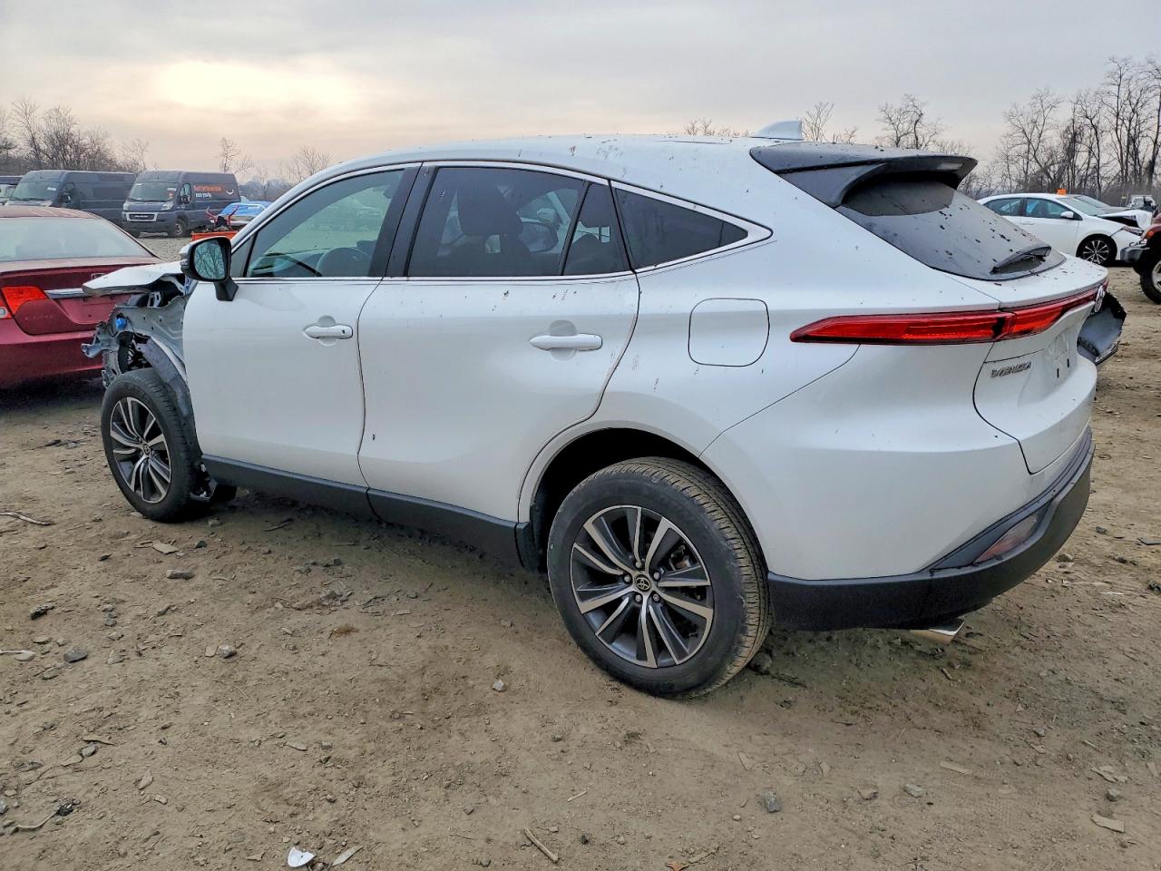 2023 TOYOTA VENZA LE photo 2