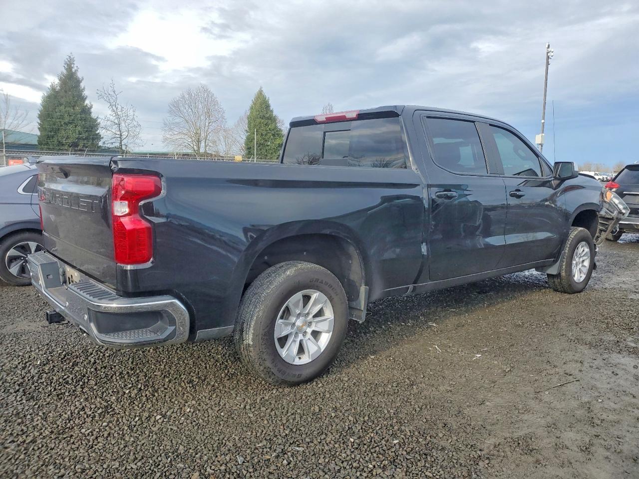 2021 CHEVROLET SILVERADO K1500 LT photo 3