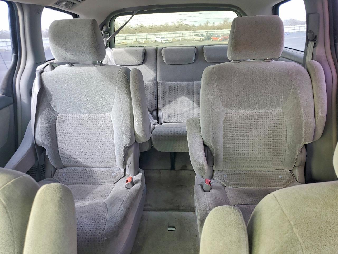 2007 TOYOTA SIENNA CE photo 10