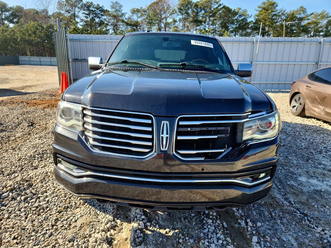 2015 LINCOLN NAVIGATOR photo 5