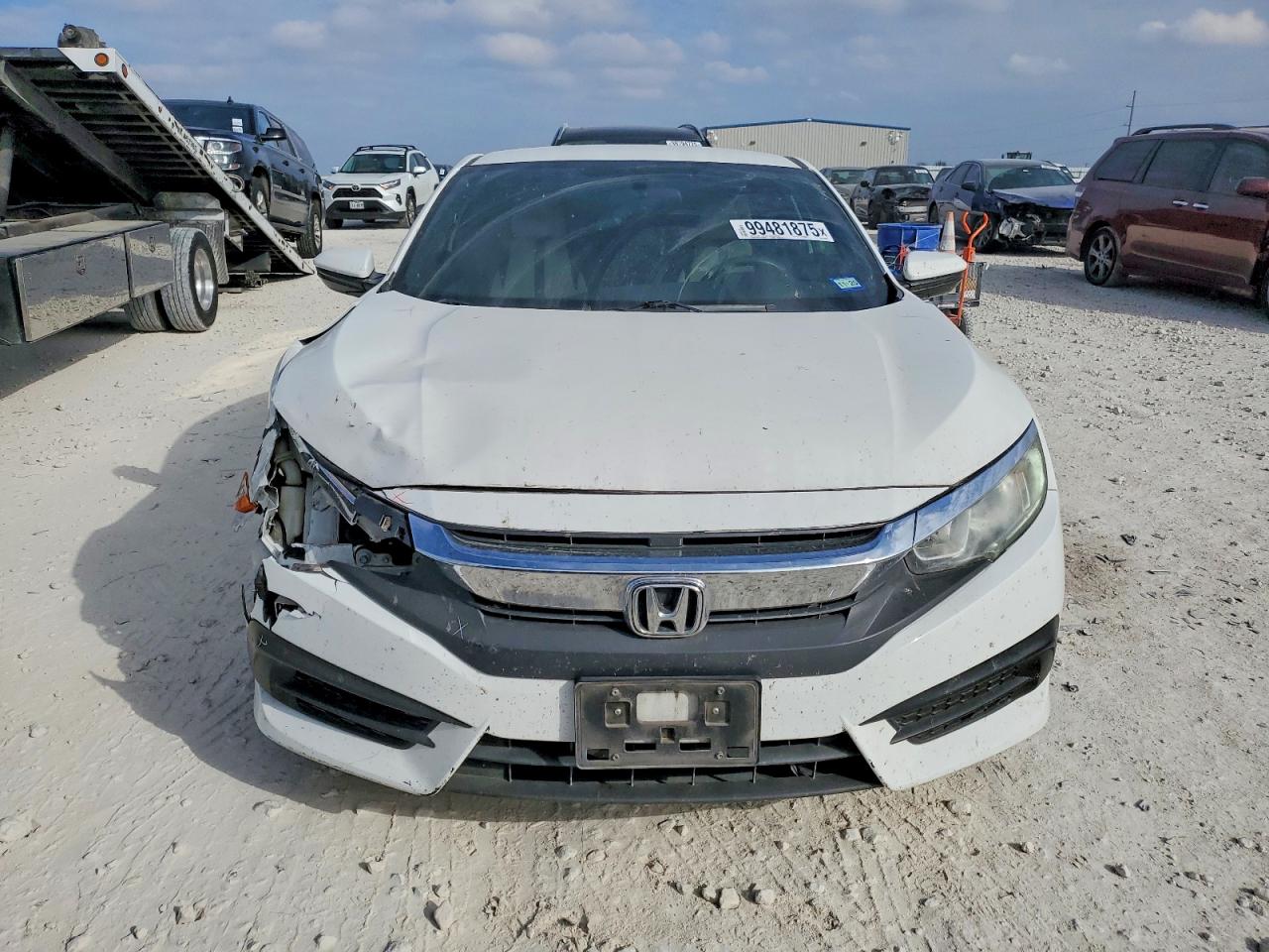 2017 HONDA CIVIC LX photo 5