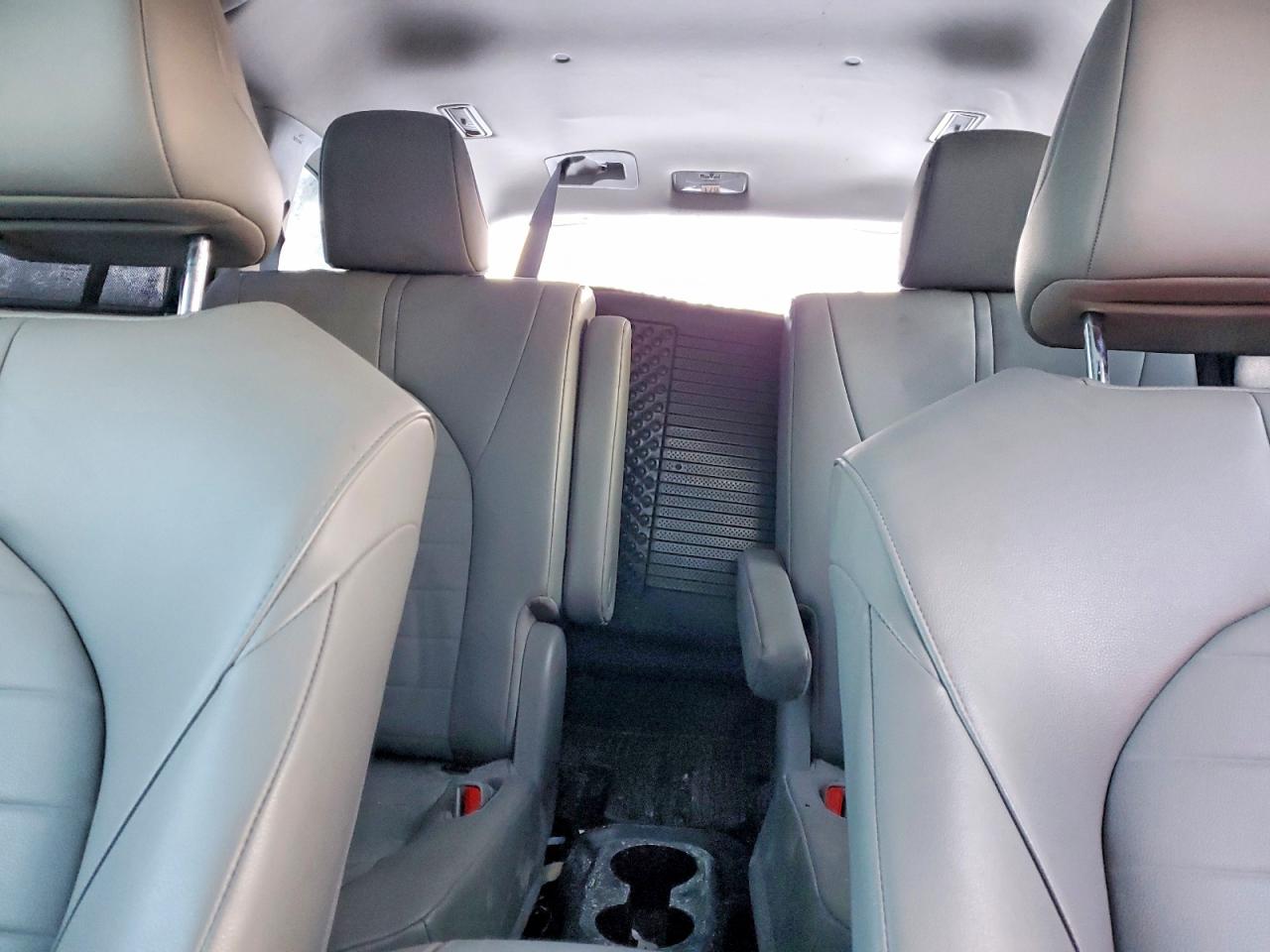 2023 TOYOTA HIGHLANDER photo 10
