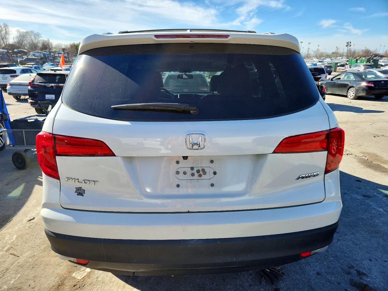 2016 HONDA PILOT EXL photo 6