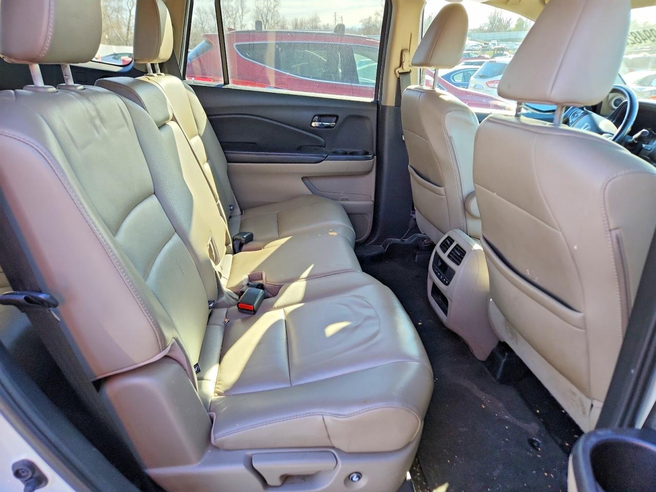 2016 HONDA PILOT EXL photo 11