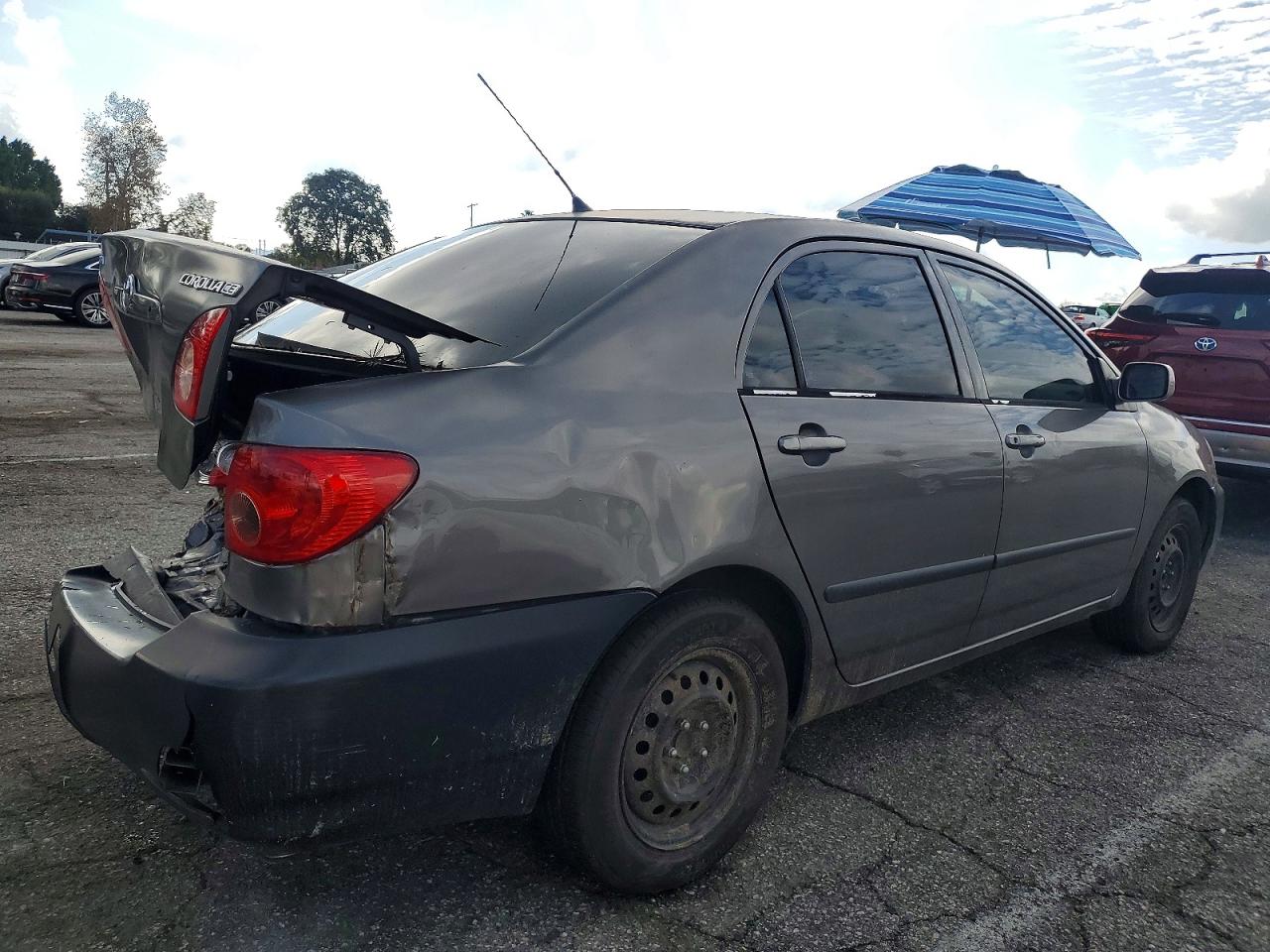 2005 TOYOTA COROLLA CE photo 3