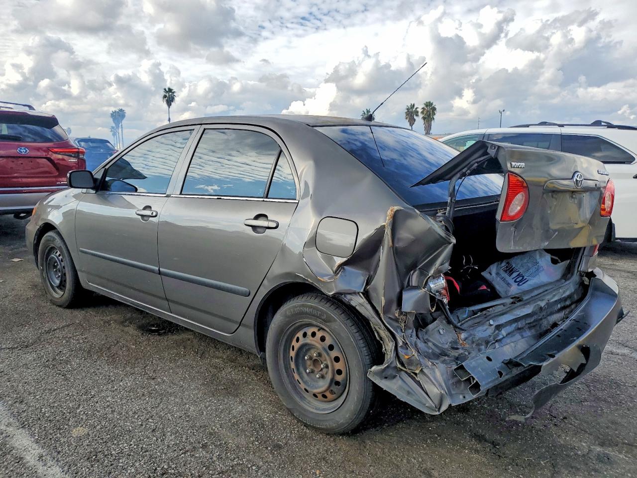 2005 TOYOTA COROLLA CE photo 2