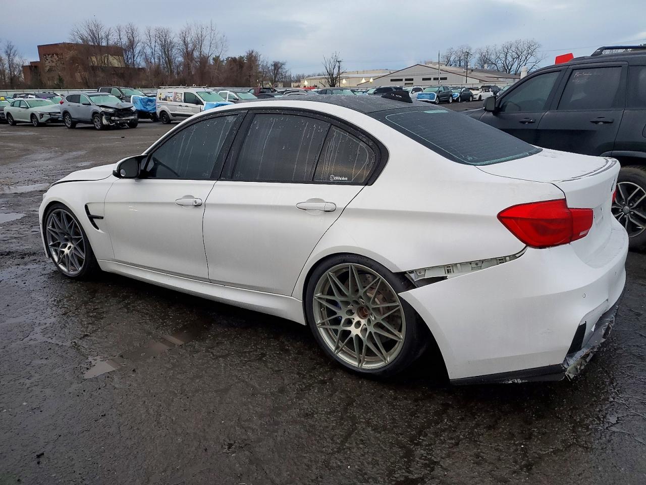2018 BMW M3 photo 2