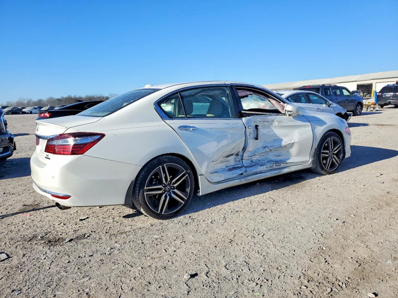 2016 HONDA ACCORD TOURING photo 7