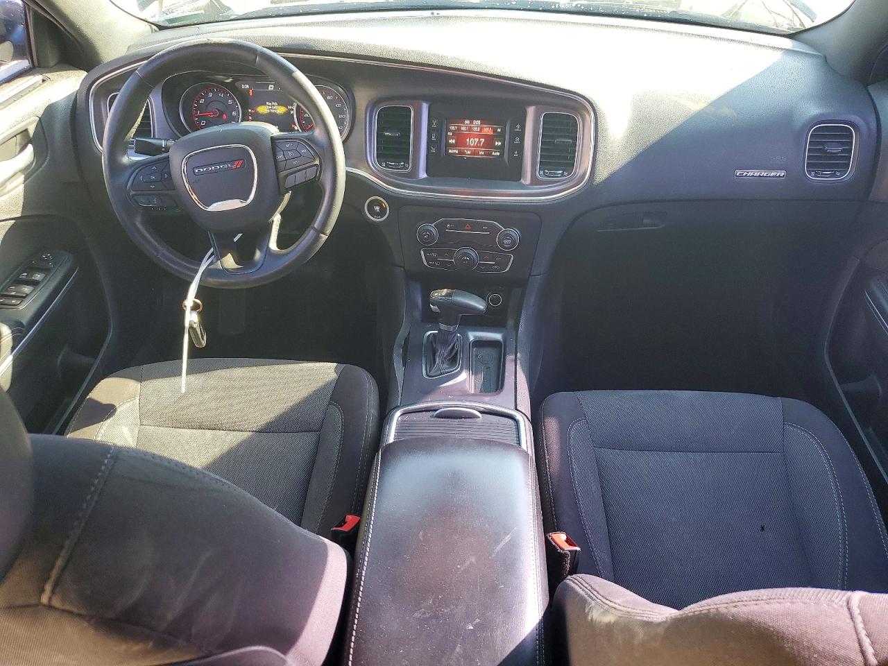 2015 DODGE CHARGER SE photo 8