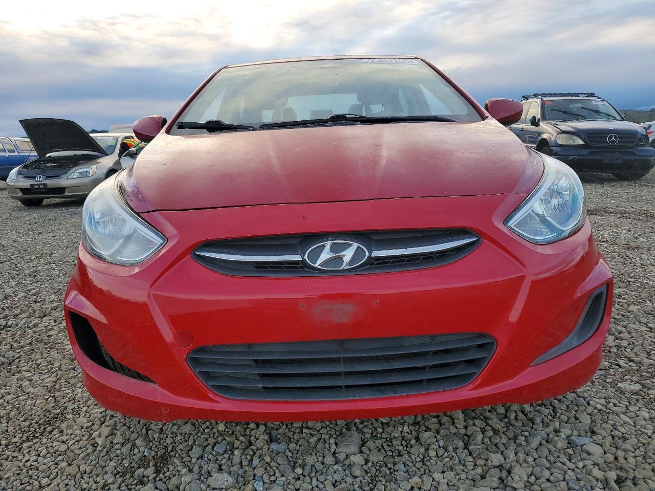 2015 HYUNDAI ACCENT GLS photo 5