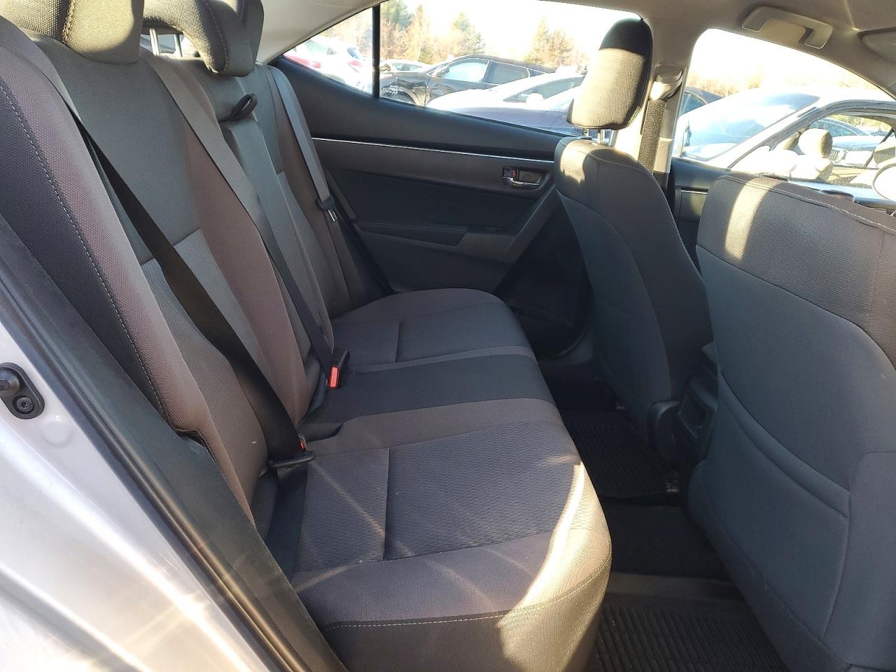 2018 TOYOTA COROLLA L photo 28