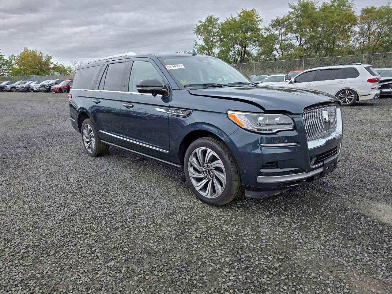 2022 LINCOLN NAVIGATOR L RESERVE photo 5