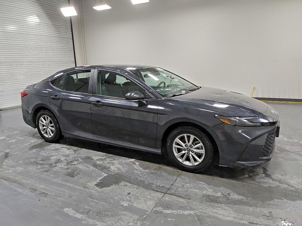 2025 TOYOTA CAMRY XSE photo 4