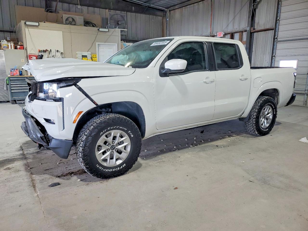 2024 NISSAN FRONTIER